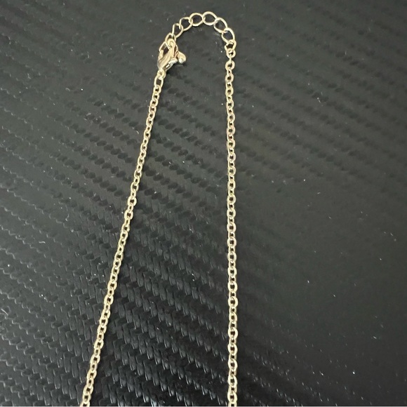 Charming Charlie Statement Necklace Yellow Flower Bib Gold Tone Chain - Picture 6 of 7